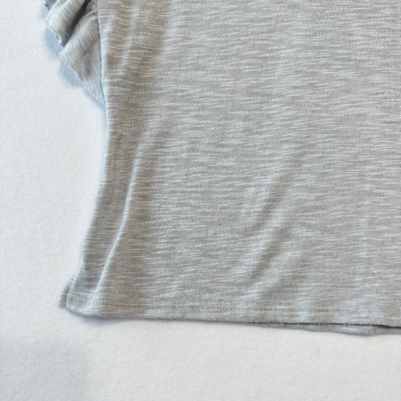 ANA A New Approach Women’s Light Grey Ruffle Sleeve V Neck Top Size Medium Short - Picture 3 of 5